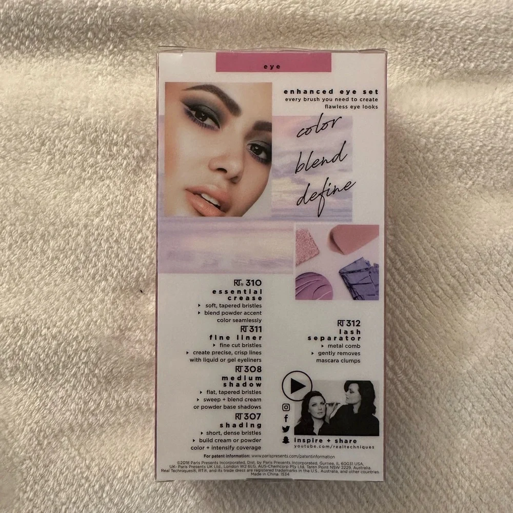 NWT Real Techniques Enhanced Eye Set: 5 Brushes + Cup $30 MSRP